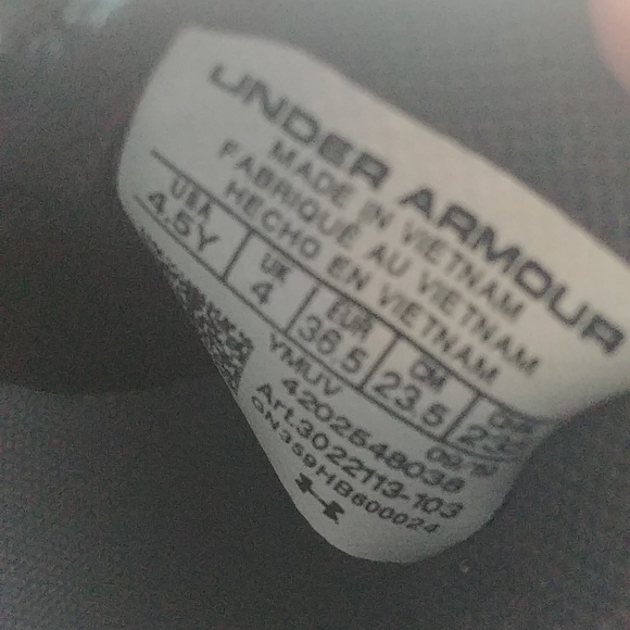 Under Armour Seth Curry 7 Chinese New Year basketball sneakers size 4.5 Youth - Picture 10 of 11